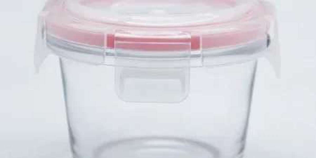 Size and capacity options for mini food containers