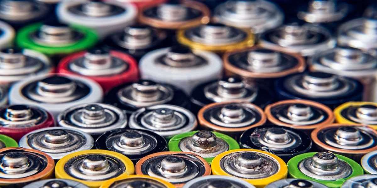 Battery Materials Market Size & Share Analysis - Growth Trends & Forecasts (2020 - 2027)