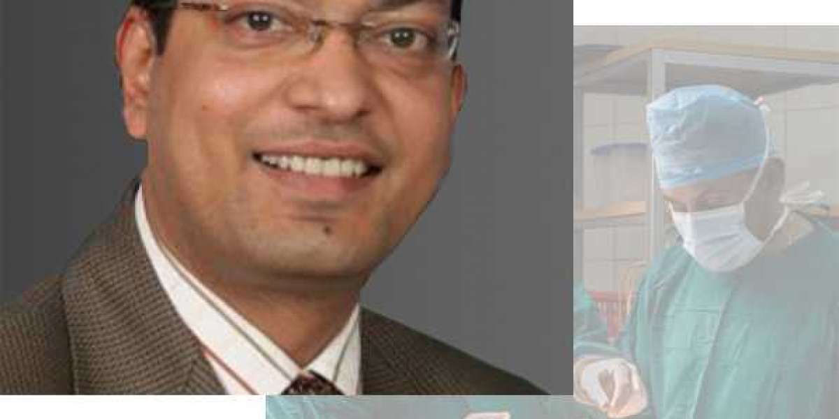Best Plastic Surgeon in Delhi - Dr Vivek Kumar