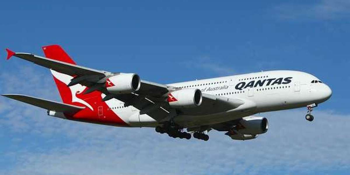 How do I speak to Someone at Qantas Airways?