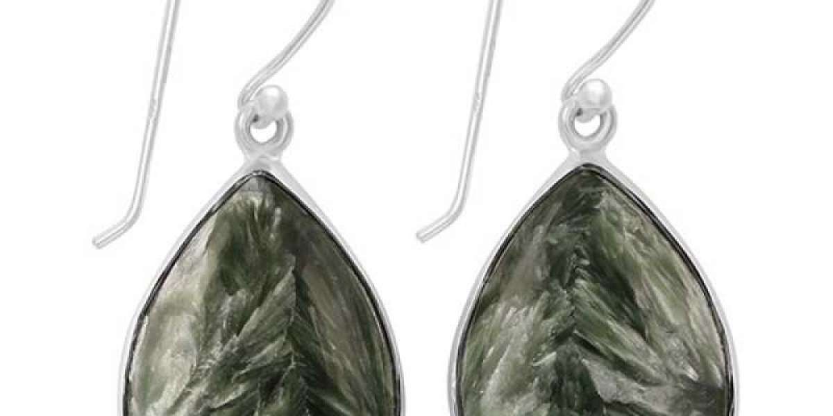 Divine Connection: Embracing the Spiritual Energy of Seraphinite