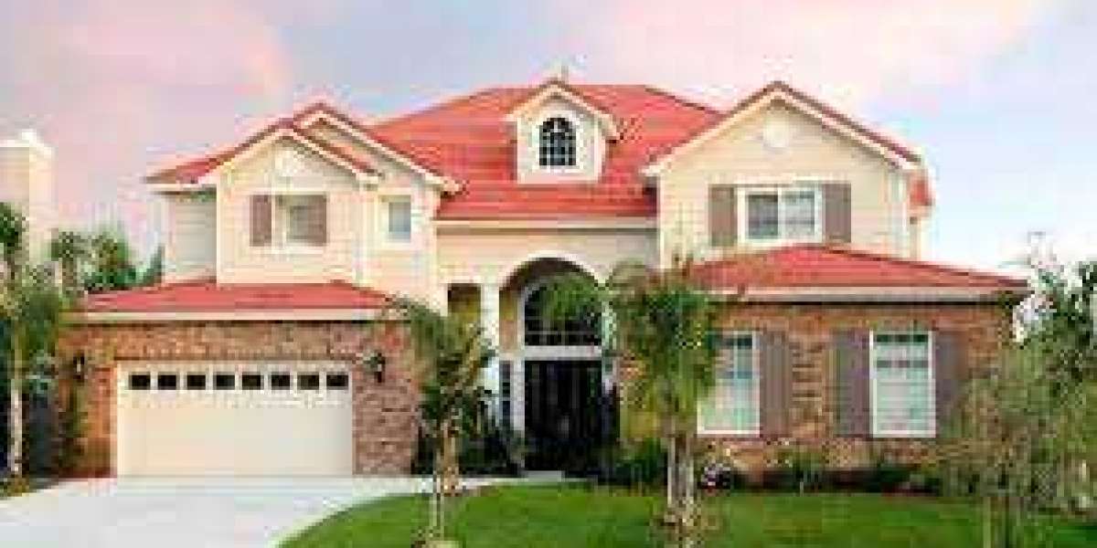 What Color House Goes with a Red Roof?