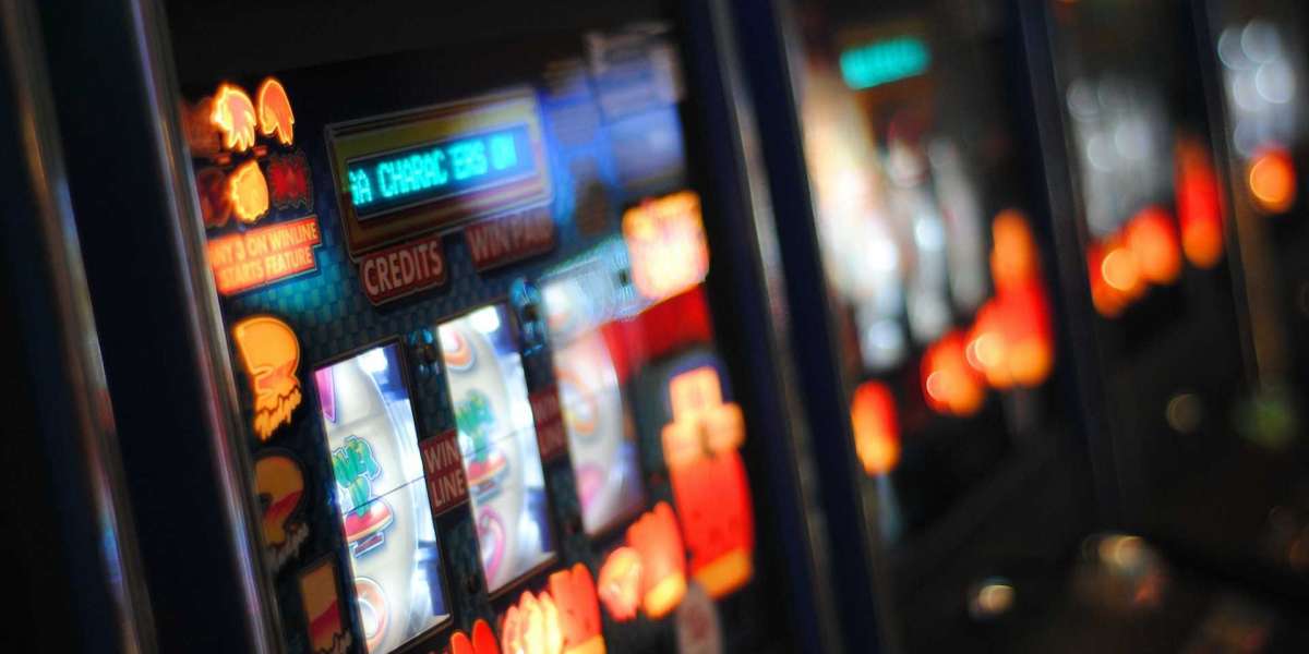 Exploring Gamification in Online Casinos
