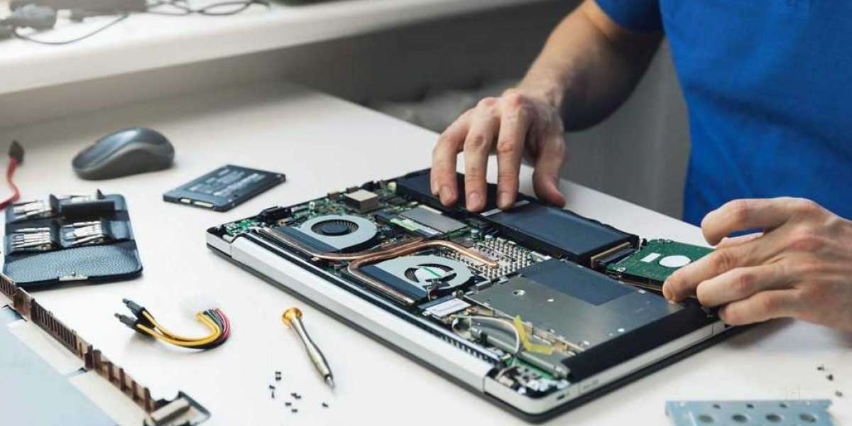 MacMagicHub: Your Trusted Apple Device Repair Center in Delhi