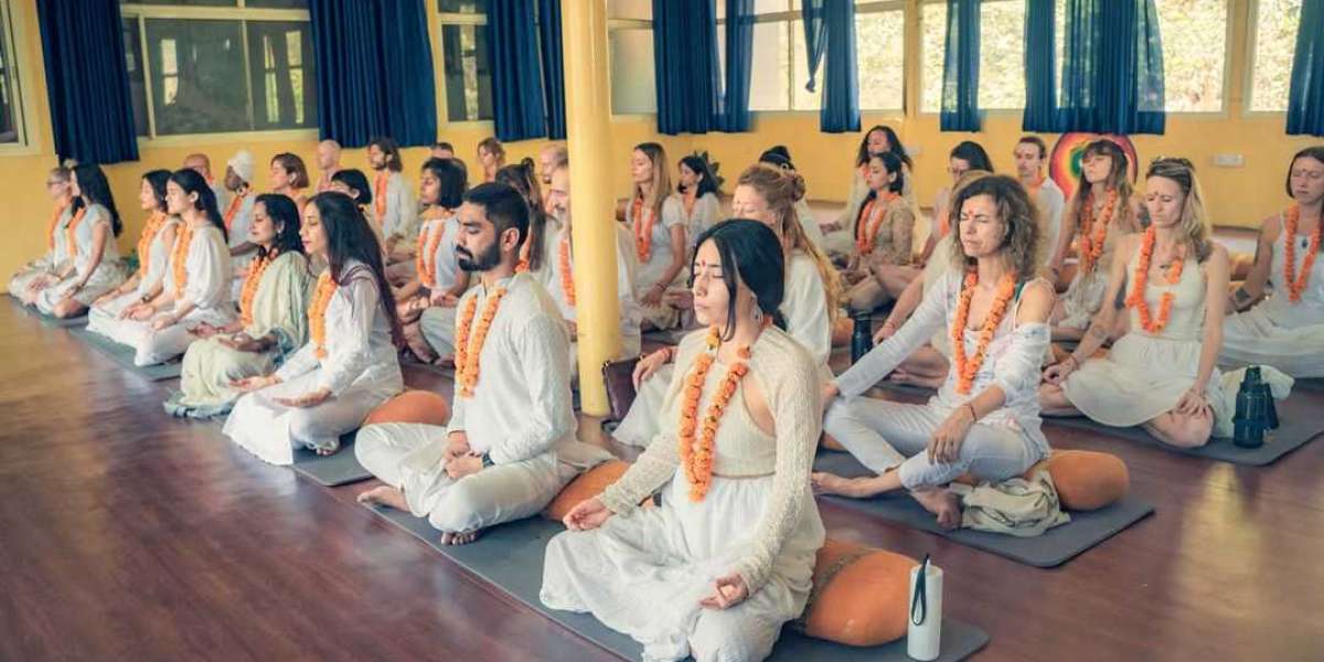 yoga teacher training in thailand