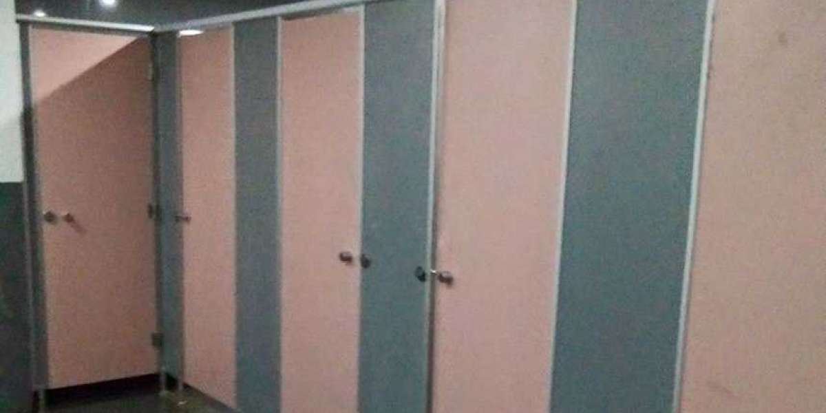 Choosing the Right Toilet Cubicles Supplier: Factors to Consider