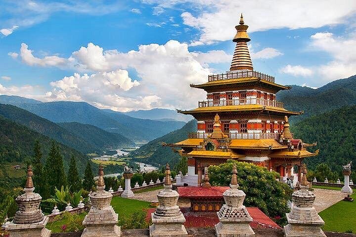 Khamsum Yulley Namgyal Chorten: Time to visit, Location