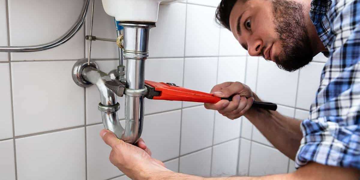 What Are the Common Plumbing Problems in Dubai Homes?