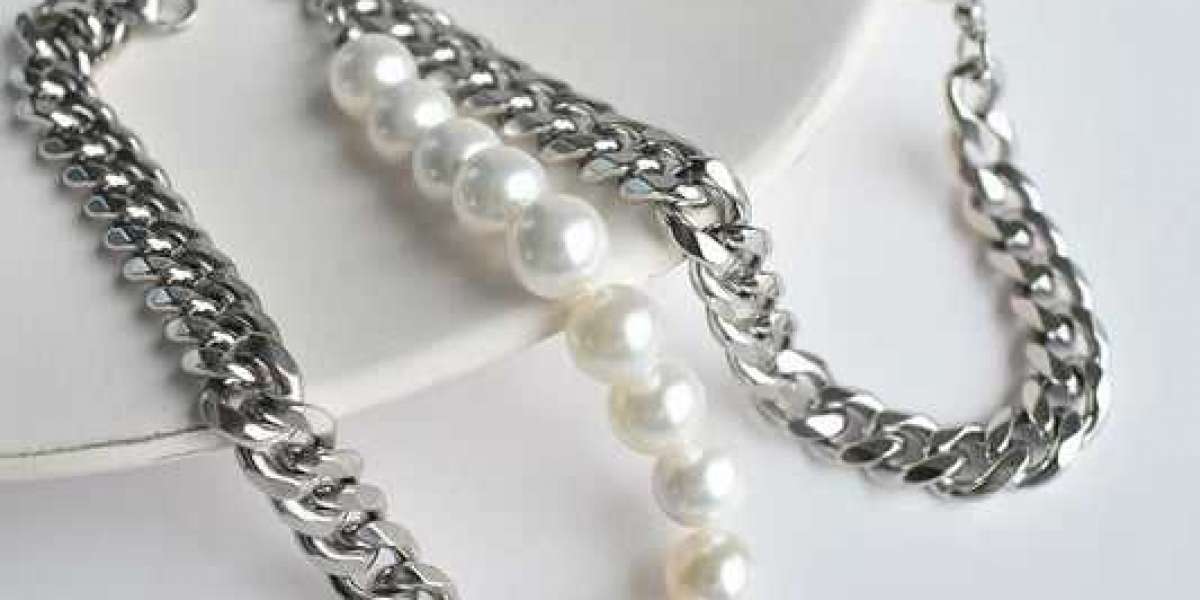 Experience the Luxury of Men's Pearl Necklaces - Aurora Pearl Emporium