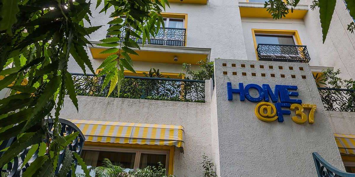 Affordable Comfort: Cheap Hotels in South Delhi at Home F37