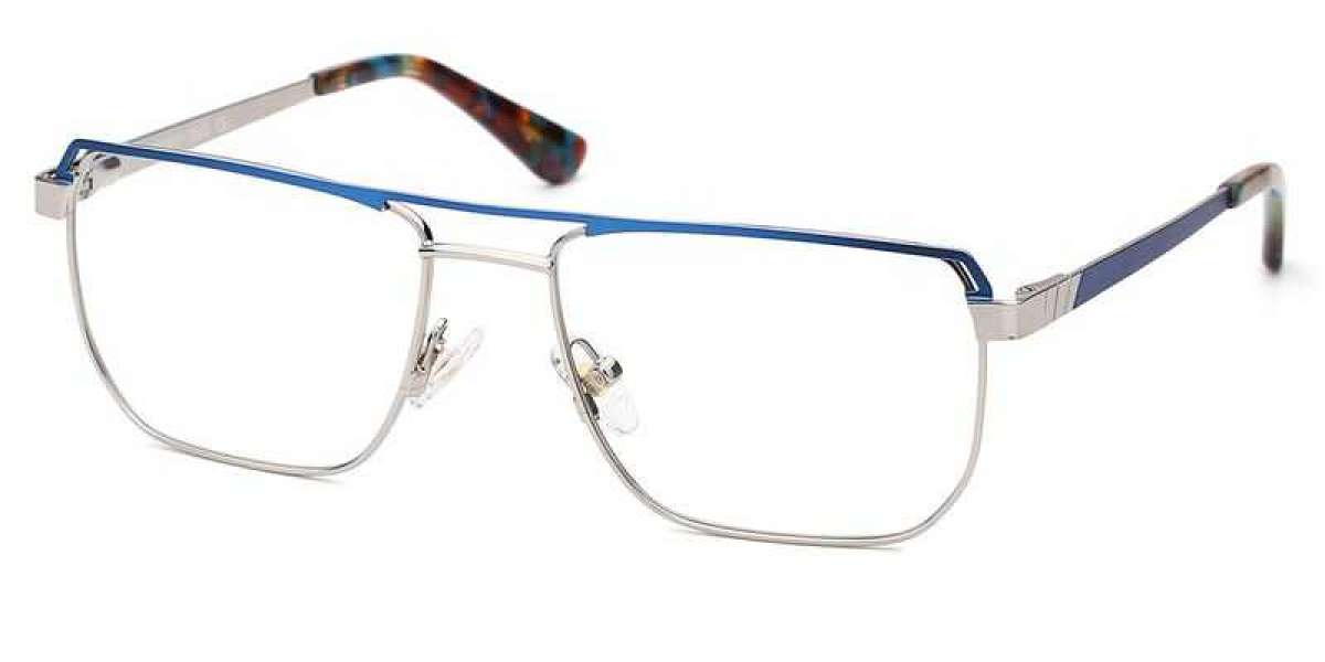The Browline Frame Eyeglasses Look More Harmonious Overall